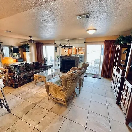 Sandpiper Cove 6100